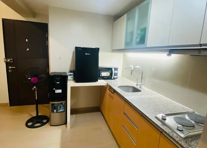 One Eastwood With Mountain View Apartment Manila