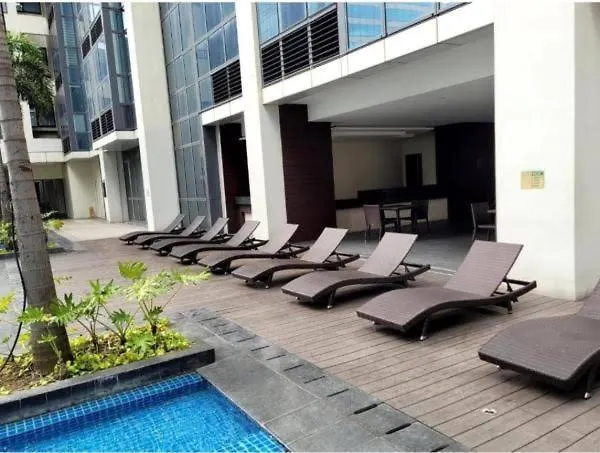 One Eastwood With Mountain View *